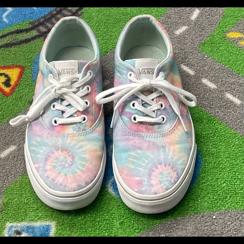 Vans size 8